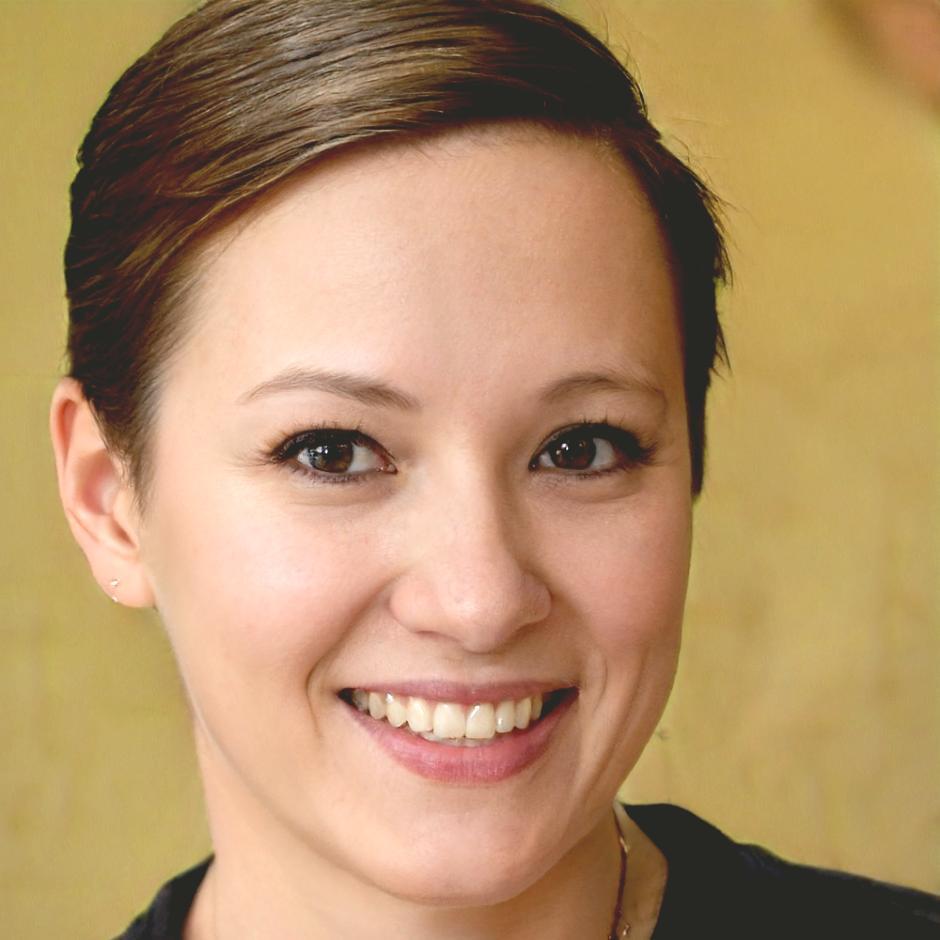 Elena Martínez, Directora de Investigación Financiera